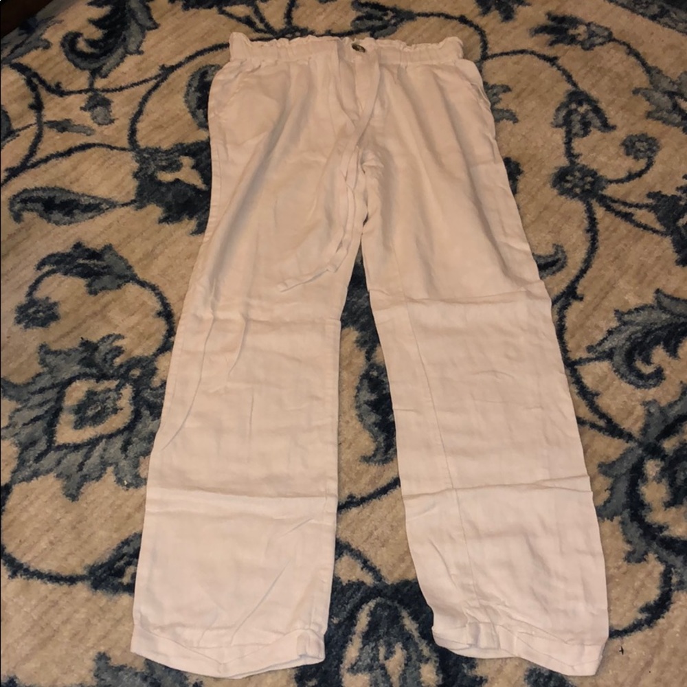 White beachy, flowy pants